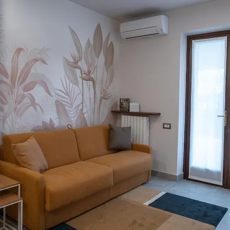 Gomes Comfort House 2 Valeggio sul Mincio Exterior photo